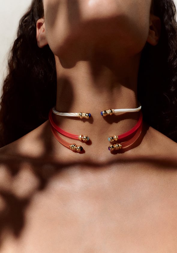 THE NECKLACE EDIT