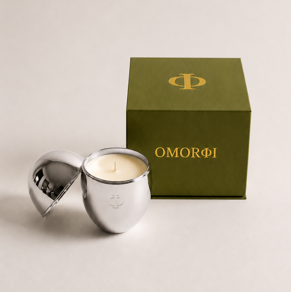 silver omorfi candle with green luxe gift box