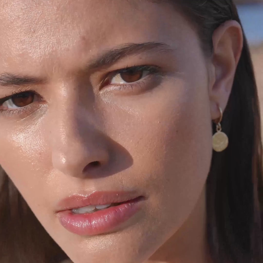 Agapee Luna earrings video on model